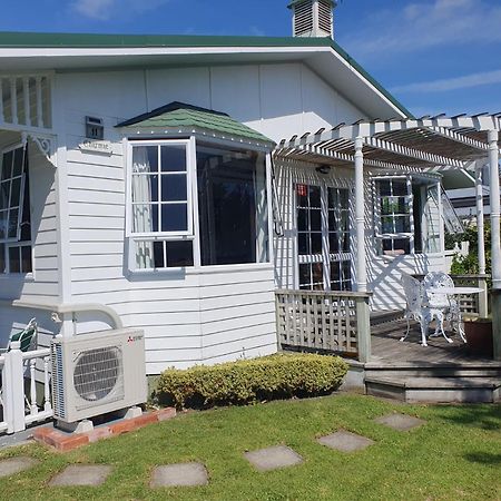Charmae Guest House Whanganui Esterno foto