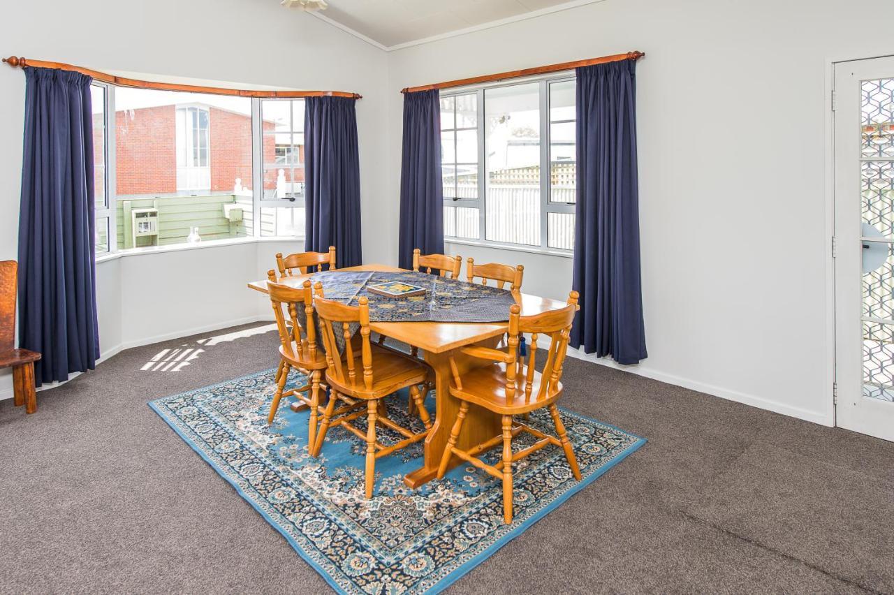 Charmae Guest House Whanganui Esterno foto