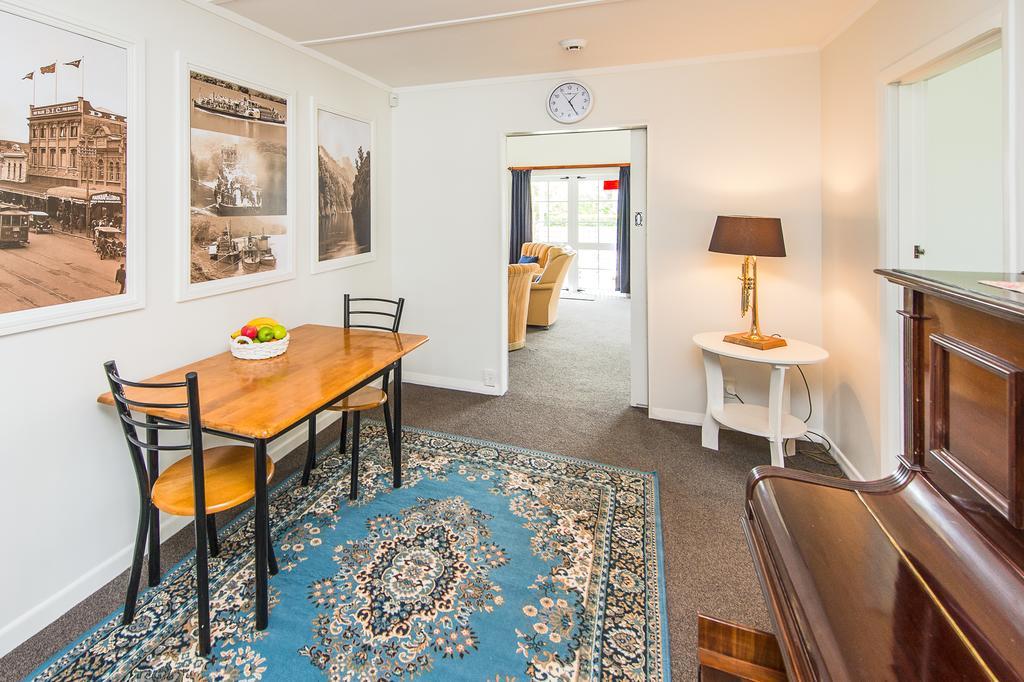 Charmae Guest House Whanganui Esterno foto